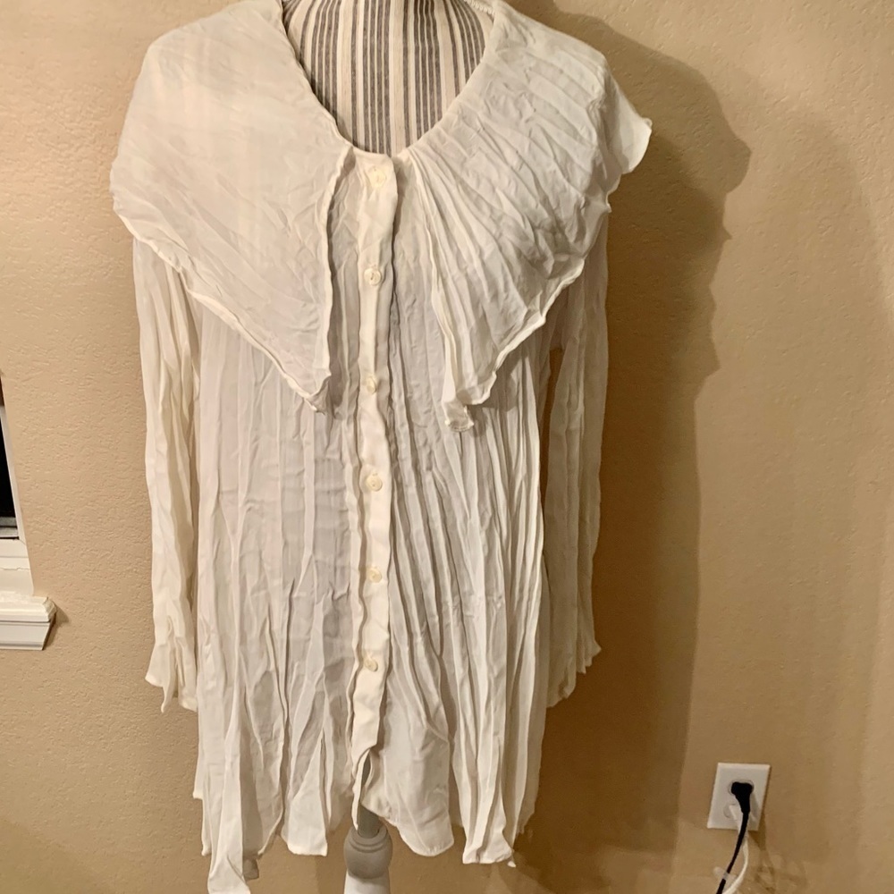 Unique Vintage Blouse by designer U.D.T. Small Oversized Flowy White Victorian